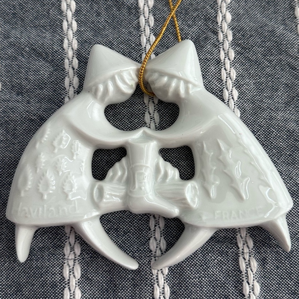 Vintage Haviland “Warming Angels” ornament
